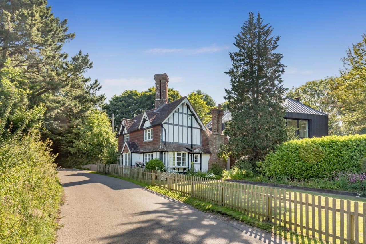 Danny Lodge - Country Cottage Near Brighton By Huluki Sussex Stays Hurstpierpoint Esterno foto