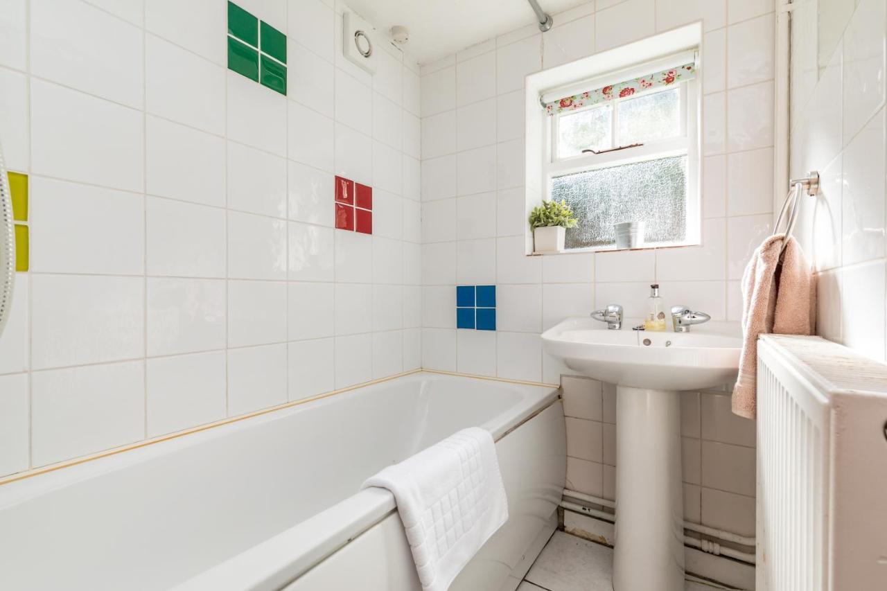 Danny Lodge - Country Cottage Near Brighton By Huluki Sussex Stays Hurstpierpoint Esterno foto